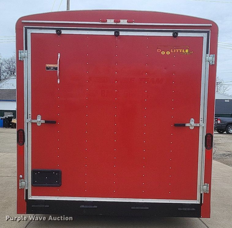 image for item MI9951 2005 Doolittle  enclosed cargo trailer