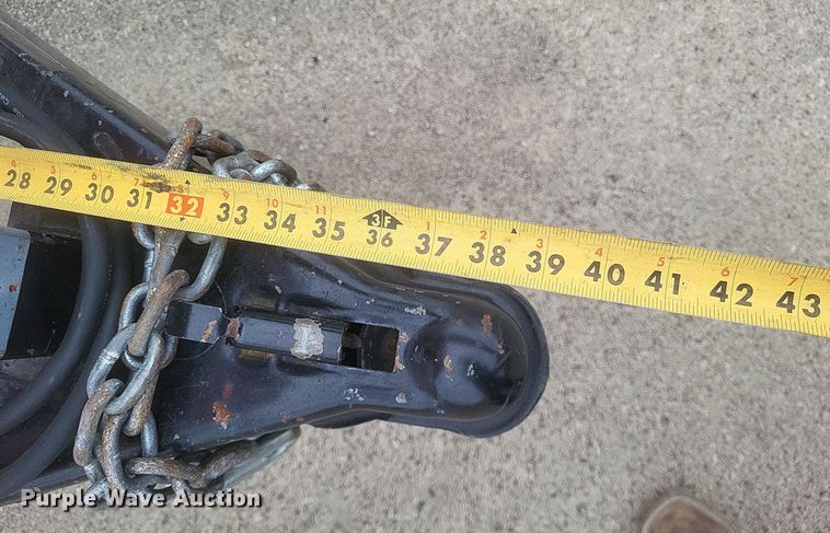 image for item MI9951 2005 Doolittle  enclosed cargo trailer