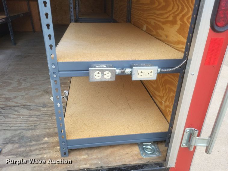 image for item MI9951 2005 Doolittle  enclosed cargo trailer