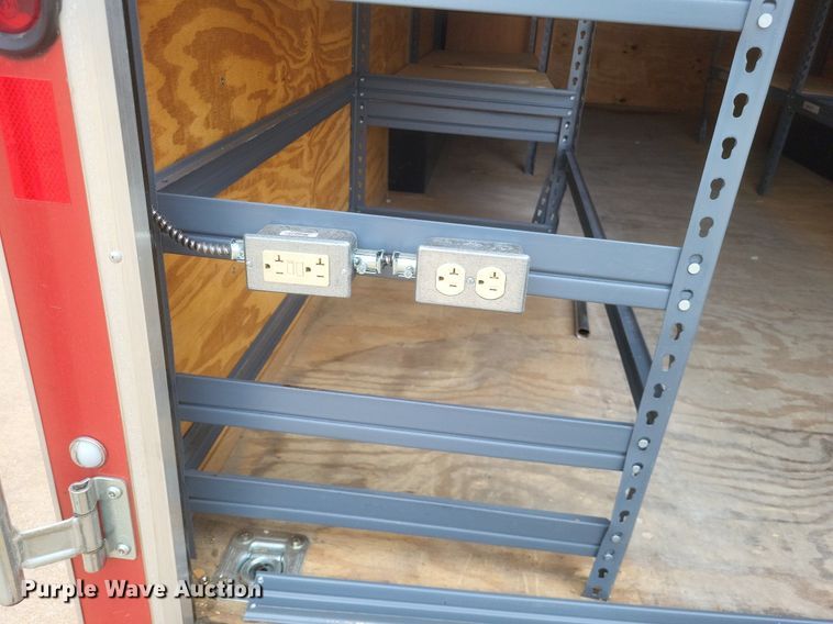 image for item MI9951 2005 Doolittle  enclosed cargo trailer