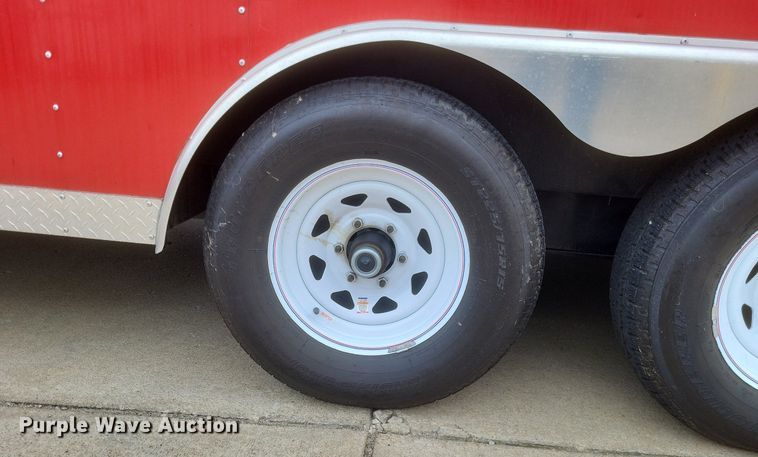 image for item MI9951 2005 Doolittle  enclosed cargo trailer