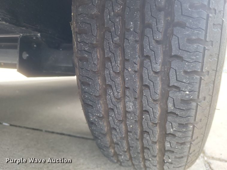 image for item MI9951 2005 Doolittle  enclosed cargo trailer