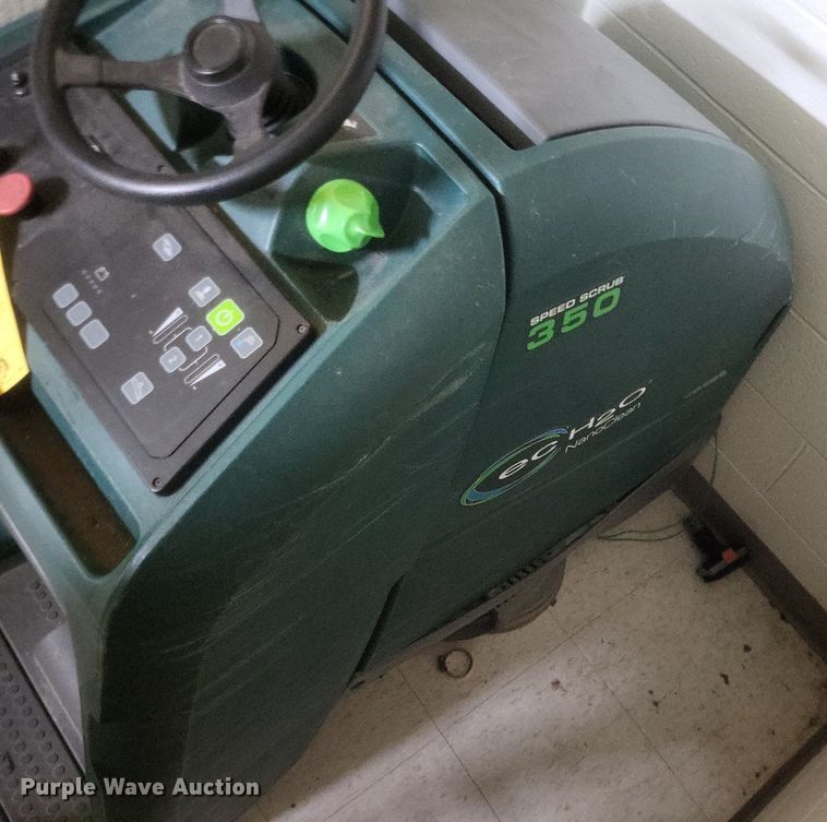 image for item MI9954 Floor scrubbers