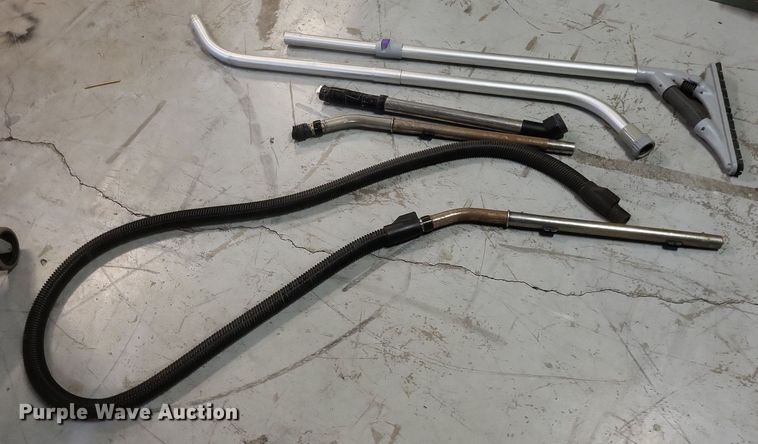 image for item MI9954 Floor scrubbers