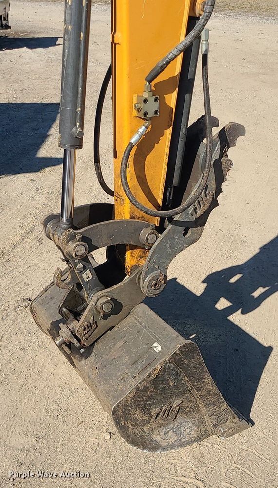 image for item MQ9658 2018 Case CX37C mini excavator