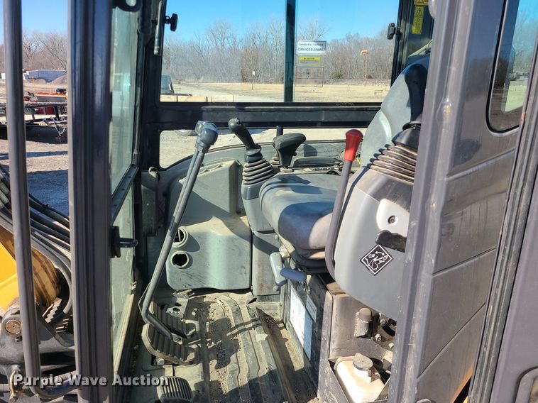 image for item MQ9658 2018 Case CX37C mini excavator