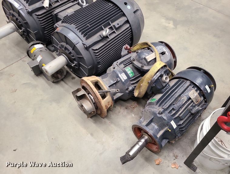 image for item MQ9660 (6) electric motors