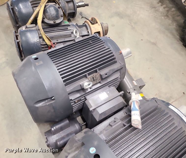 image for item MQ9660 (6) electric motors
