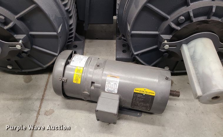 image for item MQ9660 (6) electric motors