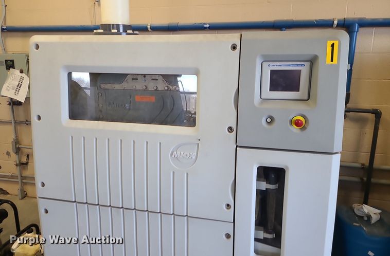 image for item MQ9668 (2) Miox Rio-H5 mixed oxidant generators