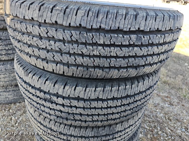 image for item NE9538 (8) Firestone 245/75R17 tires