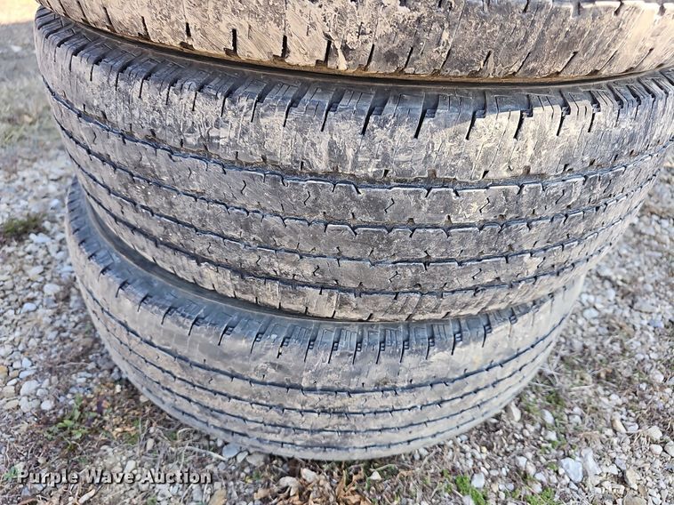 image for item NE9538 (8) Firestone 245/75R17 tires