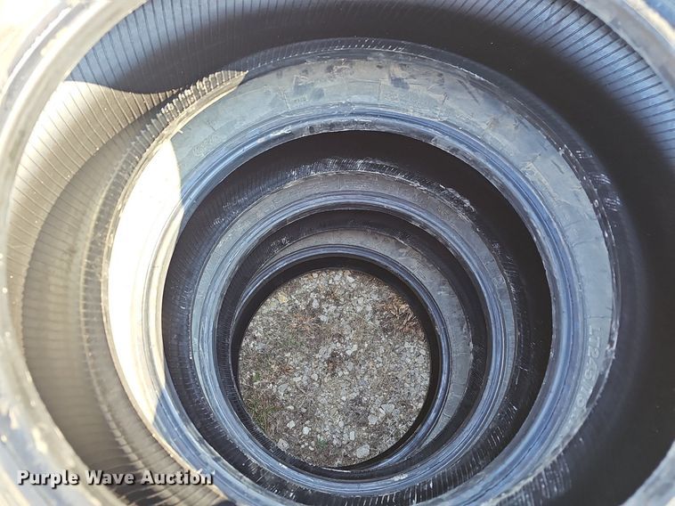 image for item NE9538 (8) Firestone 245/75R17 tires