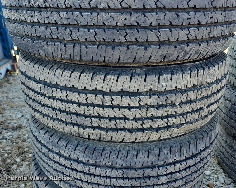 image for item NE9538 (8) Firestone 245/75R17 tires