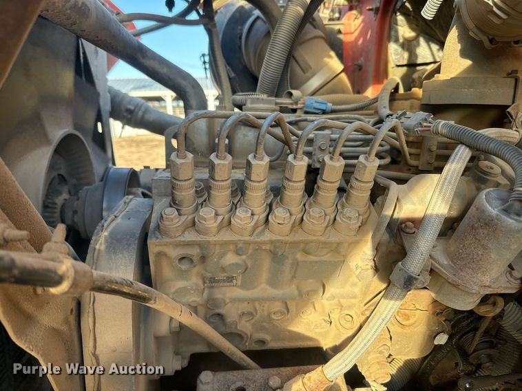 image for item NF9338 1995 Ford L8000 dump truck