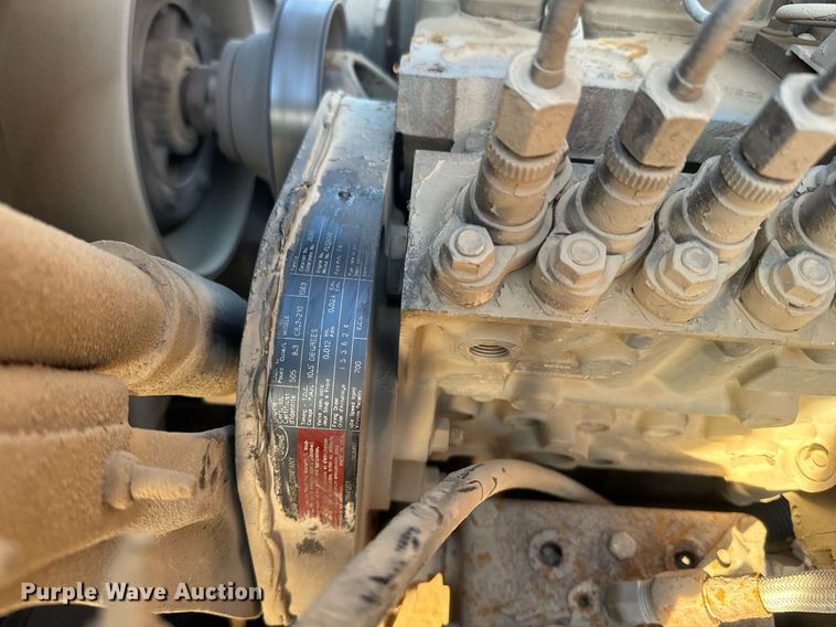 image for item NF9338 1995 Ford L8000 dump truck