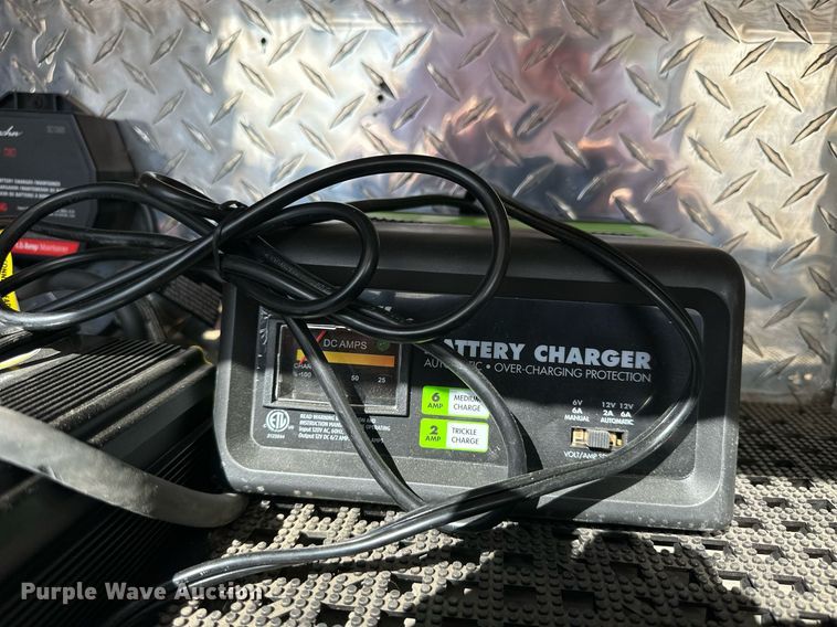 image for item NJ9368 1996 Ford F350 ambulance