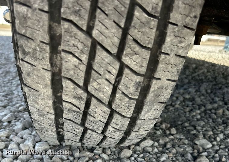 image for item NJ9368 1996 Ford F350 ambulance