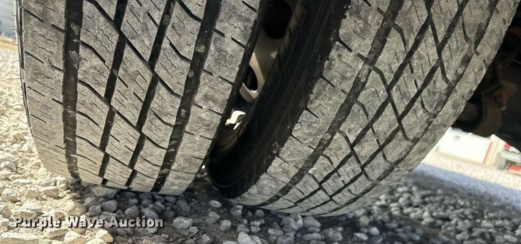 image for item NJ9368 1996 Ford F350 ambulance