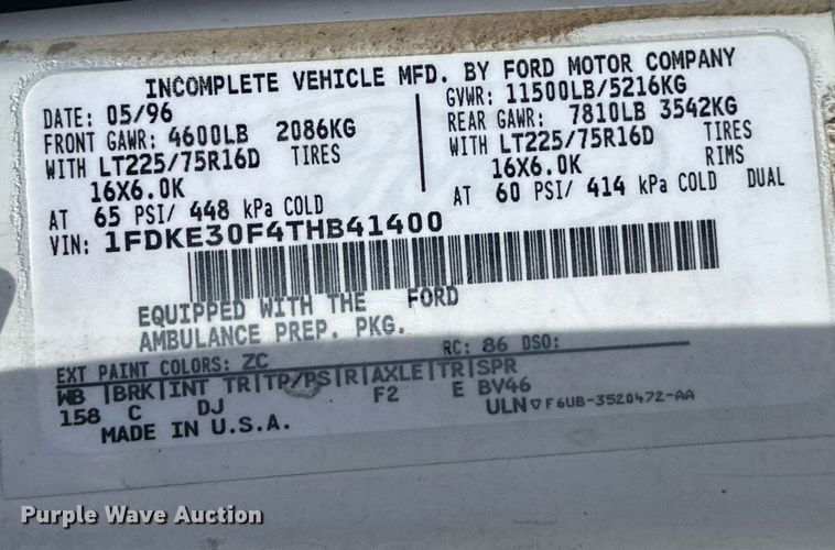 image for item NJ9368 1996 Ford F350 ambulance