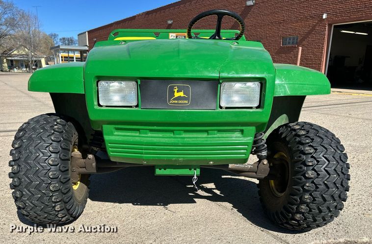 image for item NJ9369 2002 John Deere Gator 6x4 utility vehicle