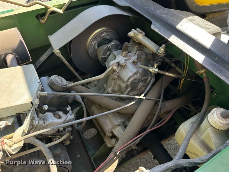 image for item NJ9369 2002 John Deere Gator 6x4 utility vehicle