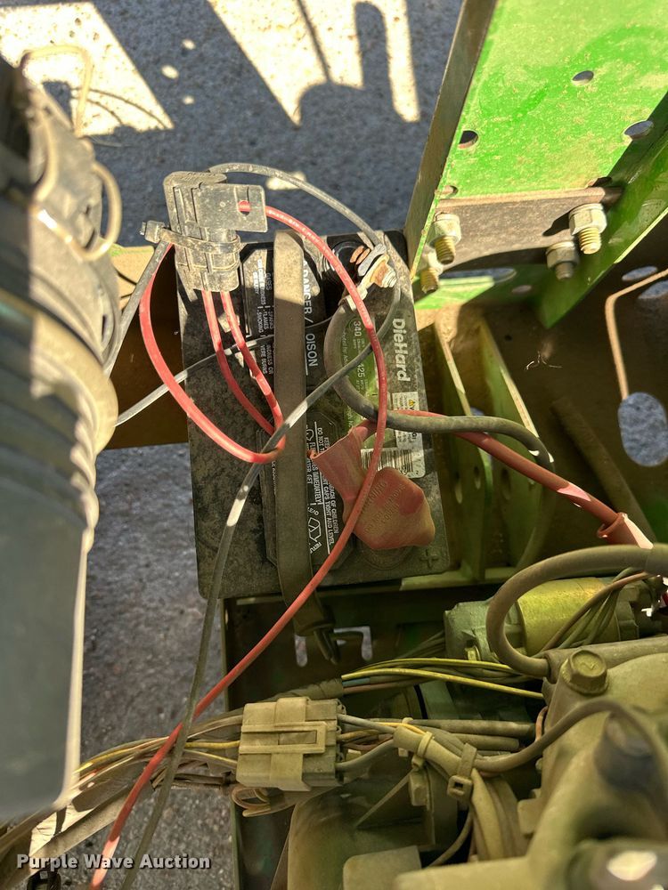 image for item NJ9369 2002 John Deere Gator 6x4 utility vehicle