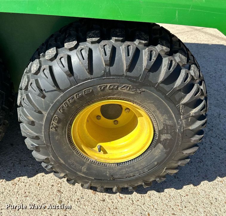 image for item NJ9369 2002 John Deere Gator 6x4 utility vehicle