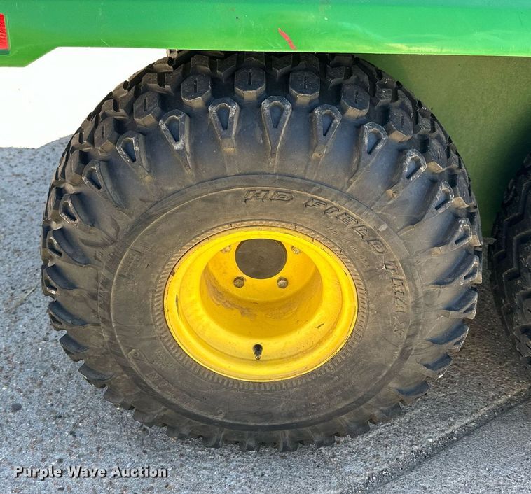 image for item NJ9369 2002 John Deere Gator 6x4 utility vehicle