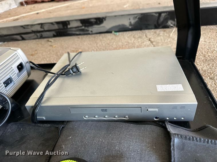 image for item NJ9370 Electronics