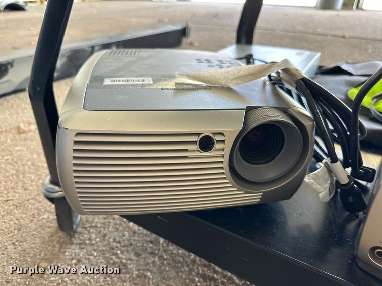 image for item NJ9370 Electronics