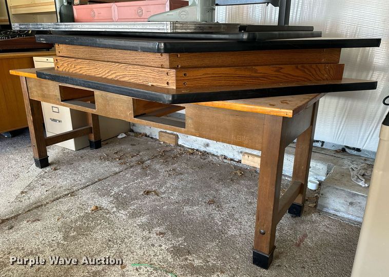 image for item NJ9370 Electronics