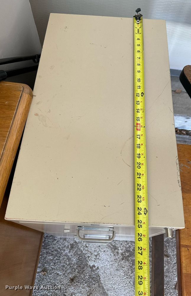 image for item NJ9370 Electronics