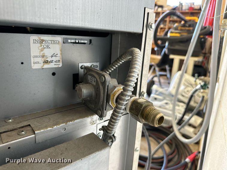 image for item NJ9370 Electronics