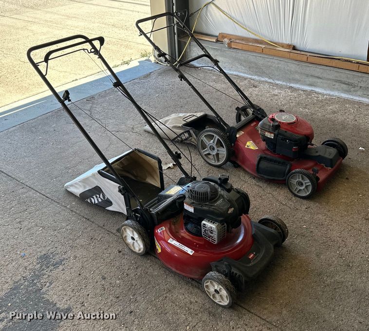 image for item NJ9371 (2) Push Mowers