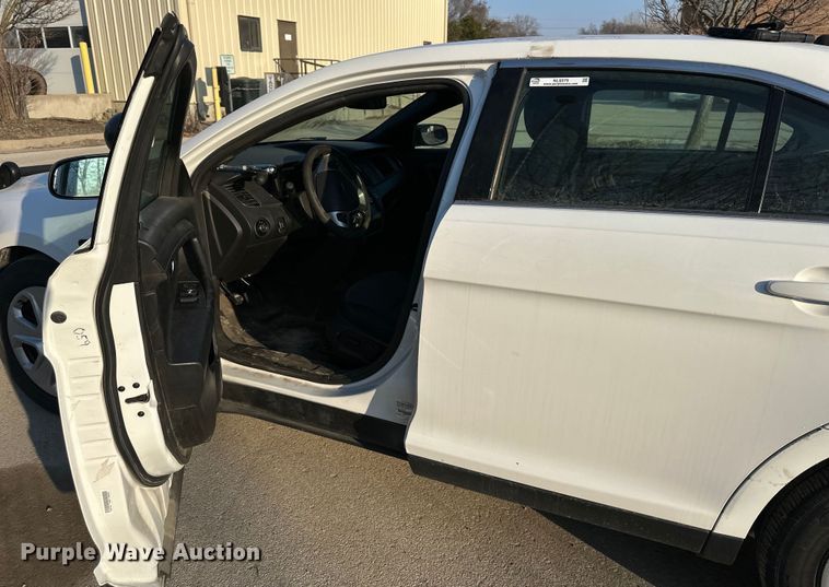 image for item NL9375 2013 Ford Taurus Police Interceptor 