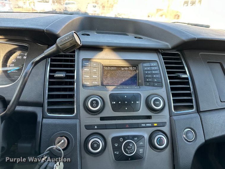 image for item NL9375 2013 Ford Taurus Police Interceptor 