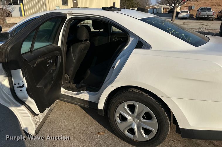 image for item NL9375 2013 Ford Taurus Police Interceptor 