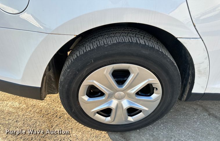 image for item NL9375 2013 Ford Taurus Police Interceptor 