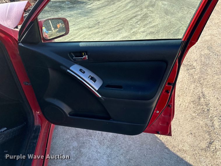 image for item NL9378 2006 Toyota Matrix XR 