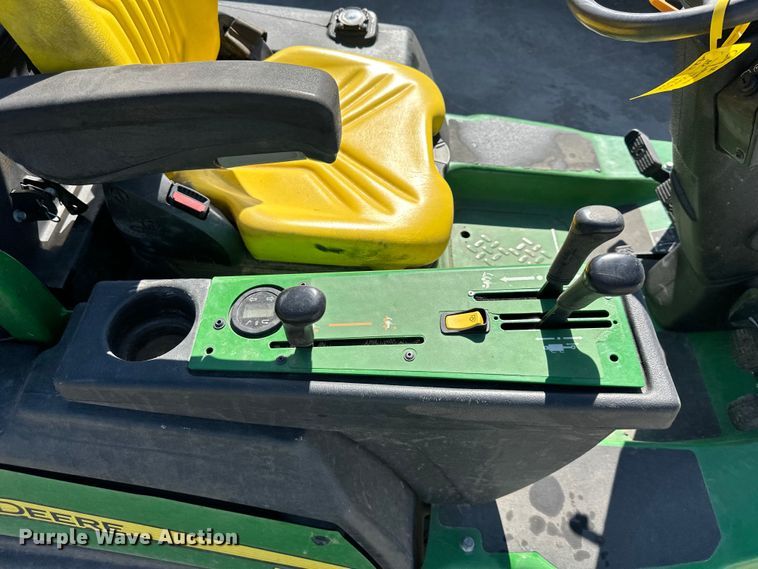 image for item NL9383 John Deere 1570 ZTR lawn mower