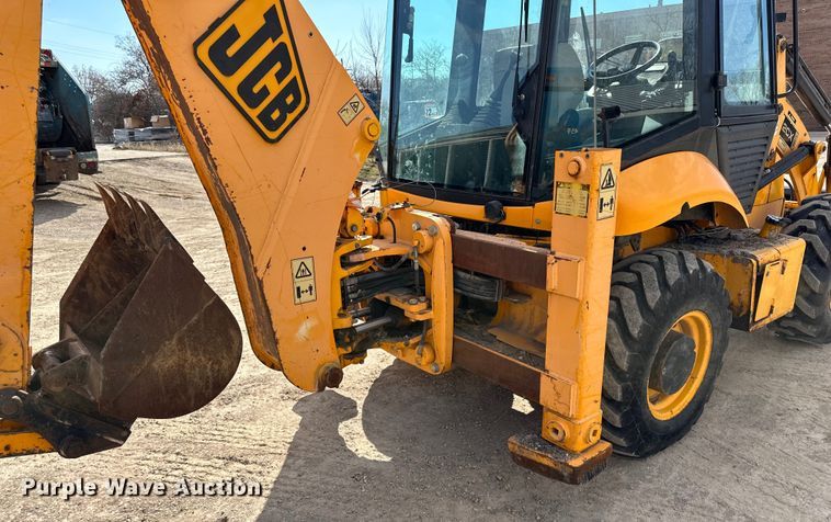 image for item NL9385 2009 JCB 2CX backhoe