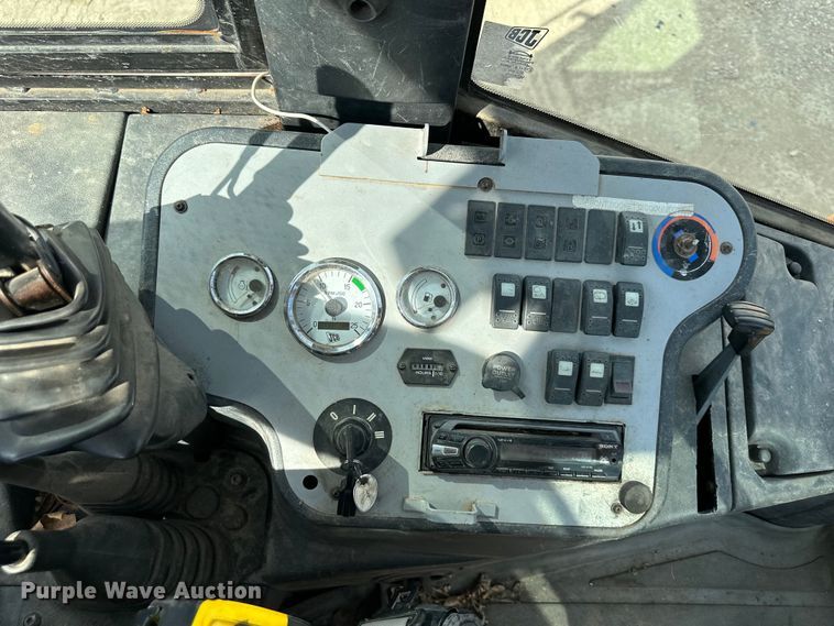 image for item NL9385 2009 JCB 2CX backhoe