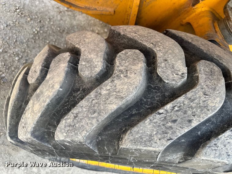 image for item NL9385 2009 JCB 2CX backhoe