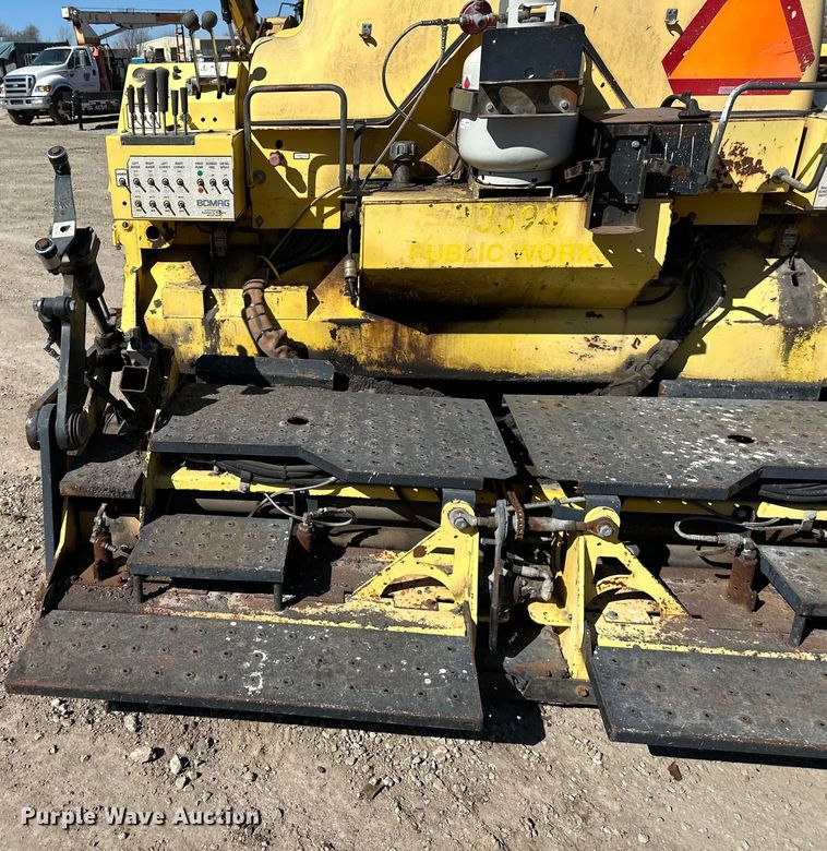 image for item NT9004 2007 Bomag 815-2 paver