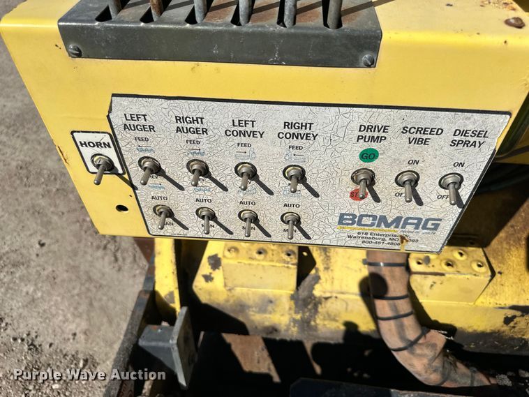 image for item NT9004 2007 Bomag 815-2 paver