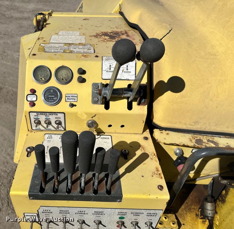 image for item NT9004 2007 Bomag 815-2 paver