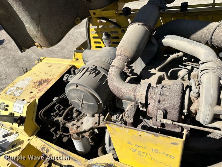 image for item NT9004 2007 Bomag 815-2 paver