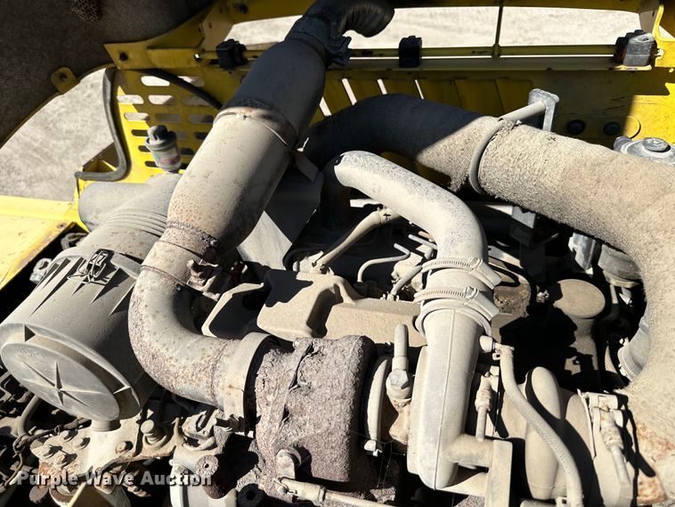 image for item NT9004 2007 Bomag 815-2 paver