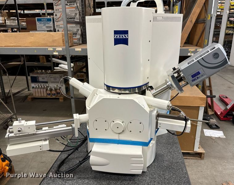 image for item NU9392 Zeiss Sigma VP 01-54 field emission scanning electron microscope